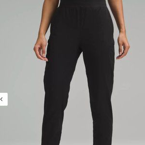 Lululemon High-Rise Fleece Jogger - Black